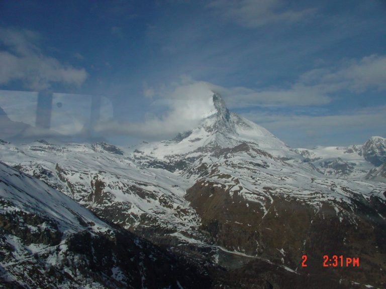 低溫、低壓、缺氧高山旅遊危及健康與生命