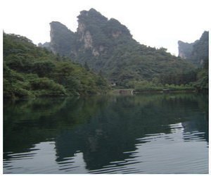 到張家界找尋電影阿凡達奇景