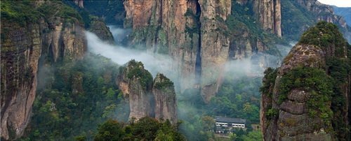 集山水美學大成 雁蕩三絕