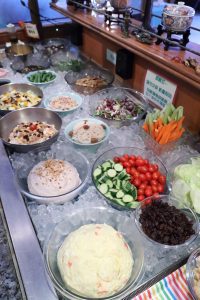 圖/新鮮蔬果沙拉吧