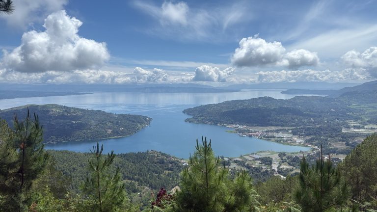 探索赤道秘境｜蘇門答臘深度10日遊 世界最大火山湖-多巴湖×紅毛猩猩生態之旅