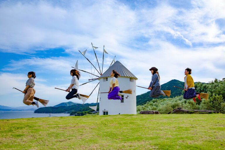 捷登旅行社秋季雙線賞楓行程登場——穿越神話與溫泉的日本紅葉之旅